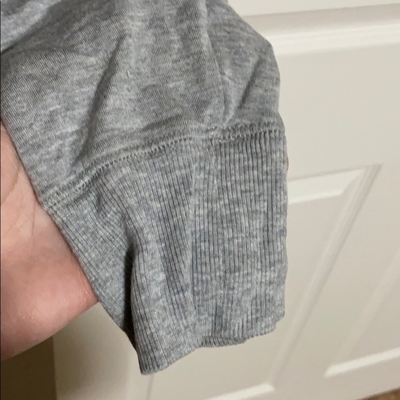 Zella lightweight gray jacket - Picture 5 of 8